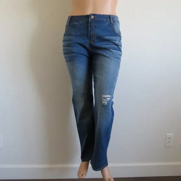 LANE BRYANT Jeans Women's Destressed Medium Rinse Straight Leg Plus Size 20 NWT - Picture 3 of 3